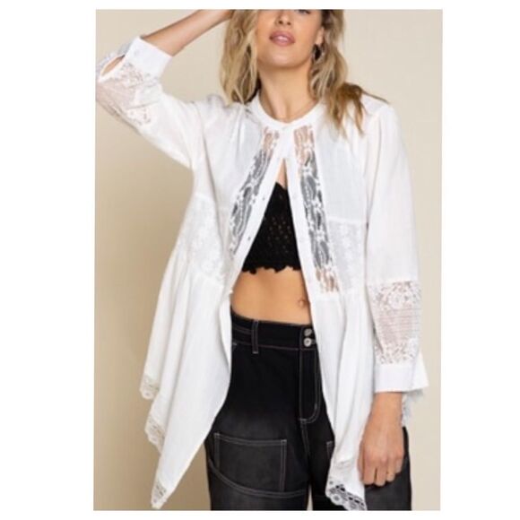 LACE Trim Top w/ China collar & Shark bite Hem - Picture 8 of 16